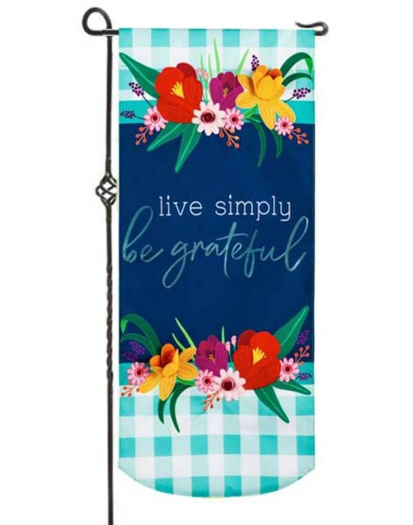 Linen Spring Plaid Applique Garden Banner